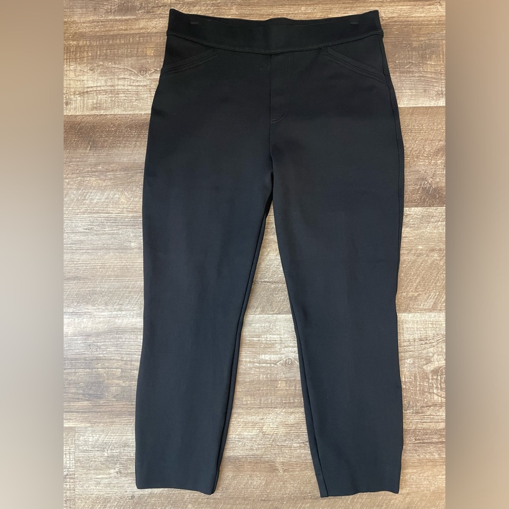 Spanx Capri Pants with Faux Pockets